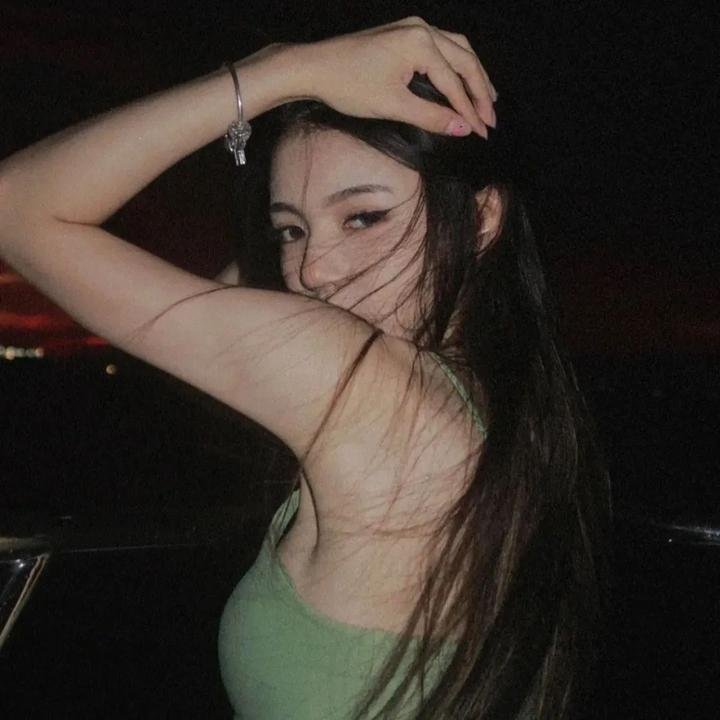 忧郁小妇人